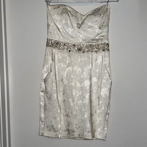 B. Darlin Womens Dress Size 9/10 White Floral Rhinestone Strapless